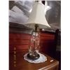 Image 1 : VINTAGE TABLE LAMP