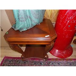 MAHOGANY END TABLE