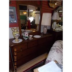 DRESSER W/MIRROR - 8 DRAWER