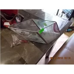 LEADED GLASS HANGING WITH HUMMING BIRD