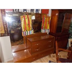 RETRO 4 DRAWER CHEST - WITH 2 MIRRORS