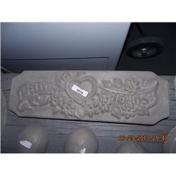 CONCRETE - PLAQUE - WELCOME FRIENDS