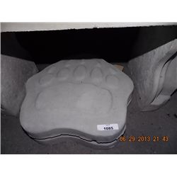 CONCRETE - PAW - MED - CLAW