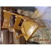 Image 1 : VINTAGE WOOD ARM CHAIR