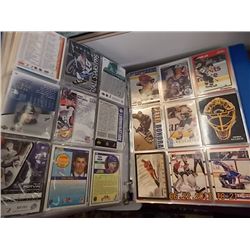 BINDER - SPORTS TRADING CARDS - HOCKEY - BLUE