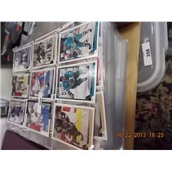 STACK - SPORTS TRADING CARDS - HOCKEY
