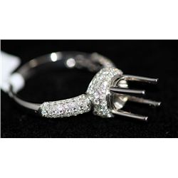 18K WHITE GOLD DIAMOND RING 0.76 CTW