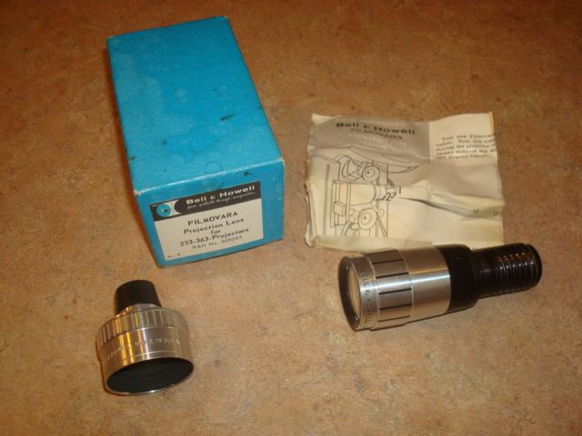 Vintage 1950â s Bell & Howell 8mm Electric Eye Movie Camera w/ Case