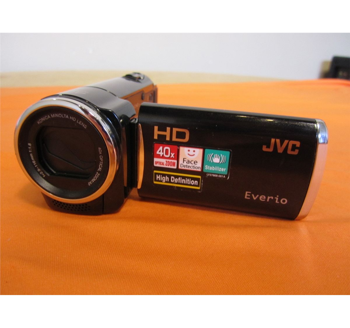 Jvc Everio Hd Memory Camcorder Gz Hm30bu 720p Hd 40x Optical Zoom 2 7 Lcd Jvc Everio Hd Memory Camcorder Gz Hm30bu 720p Hd 40x Optical Zoom 2 7 Lcd