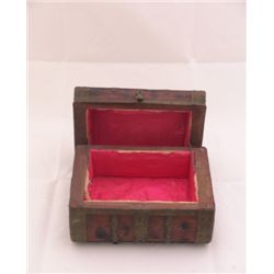 Pirates of the Caribbean Wooden Chest Prop