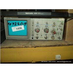 TEKTRONIX 2213 60 MHZ OSCILLOSCOPE