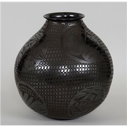 Mata Ortiz Pottery Olla with Fish and Lizard Design - Signed 14" D. 12 1/2" H.  Good Condition