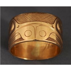 Jay Simeon Gold Ring Haida Frog Design Size 9 1/2  Fine Condition