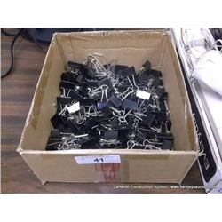 LOT: PAPER CLIPS