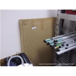 LOT: BOXES