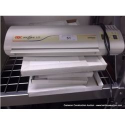 GBC DOCUSEAL 125 LAMINATOR WITH PAPER