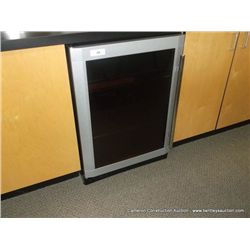MAGIC CHEF MCWC50DBT WINE COOLER