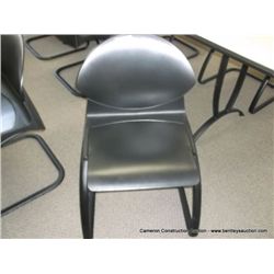 VECTA OPERA CHAIR