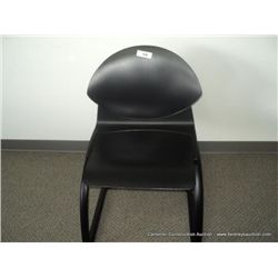 VECTA OPERA CHAIR
