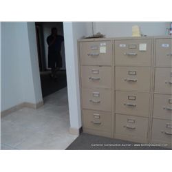 METAL 4-DRAWER FILING CABINET