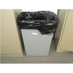 PLASTIC TRASH CAN