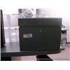 Image 1 : METAL BOX