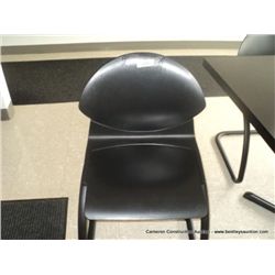 VECTA BLACK PLASTIC CHAIR