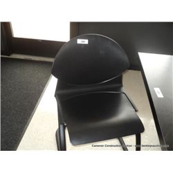 VECTA BLACK PLASTIC CHAIR