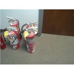 BUCK EYE 4A: 80B:C AND AMEREX 4-A-60-BC FIRE EXTINGUISHER