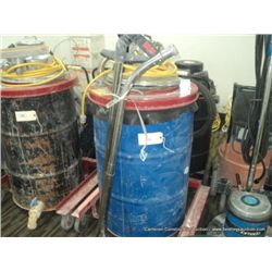 MILWAUKEE 55 GALLON STEEL DRUM SHOP VAC WITH ACCESSORIES