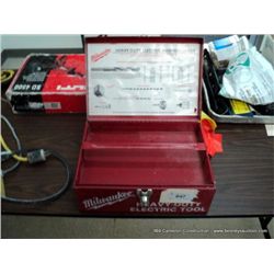 MILWAUKEE TOOL BOX