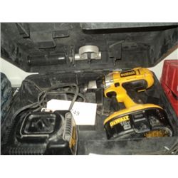 DEWALT DW 987 POWER DRILL
