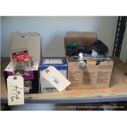 MIDWEST HEX CAP 2.5" SCREWS/ SCREWS & BOLTS