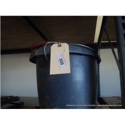 PLASTIC BUCKET