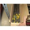 Image 1 : BOX: CONCRETE NAILS