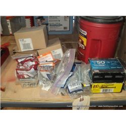 LOT: SCREWS & FASTNERS