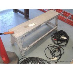 ALUMINUM FOLD OUT STAND