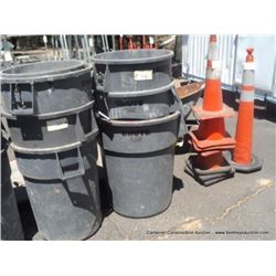 STATIONARY TRASH CAN