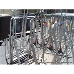 ALUMINUM FOLDING SIGN STAND