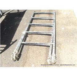 SCAFFOLDING MAIN BEAMS