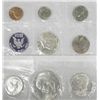 Image 1 : 2 U S Coin Sets 1965 5 Coin Set, 1976 3 Coin Set