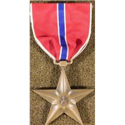 ORIGINAL WWII U.S. BRONZE STAR WITH RIBBON