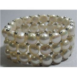 PHILIPPINE FRESHWATER WHITE PEARL 205CTW WRIST BEADED B