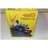 Image 2 : JUSTICE SOCIETY OF AMERICA, LIMITED EDITION, HAND-PAINTED BOOKENDS, NEW IN BOX. 262/1000 (2001)