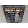 Image 2 : EMMA FROST, RETRO VERSION, LIMITED EDITION STATUE. NEW IN BOX. 1449/1500
