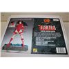 Image 2 : ELEKTRA, LIMITED EDITION STATUE, NEW IN BOX. 1685/2500