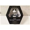 Image 2 : WALT DISNEY, THE NIGHTMARE BEFORE CHRISTMAS, LIMITED EDITION DVD BUST SET. NEW IN BOX