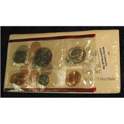 706. 1992 P & D U.S. Mint Set. Original as issued.