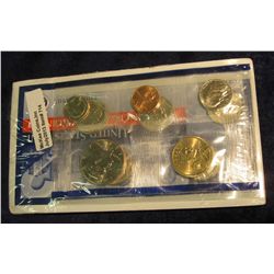 714. 2002 P & D U.S. Mint Set. Original as issued.