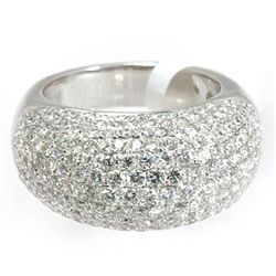 Genuine 3.95 ctw Anniversary Tappered Diamond Ring 18kt